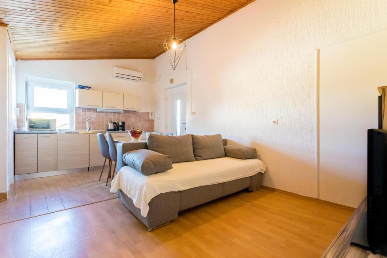 נייביצה Apartments Sunset מראה חיצוני תמונה